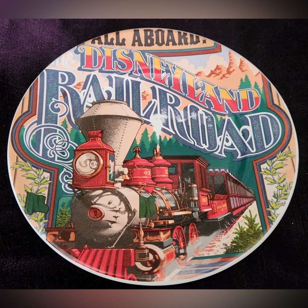 NWT Authentic Disney Parks - Disneyland Railroad 7” Plate